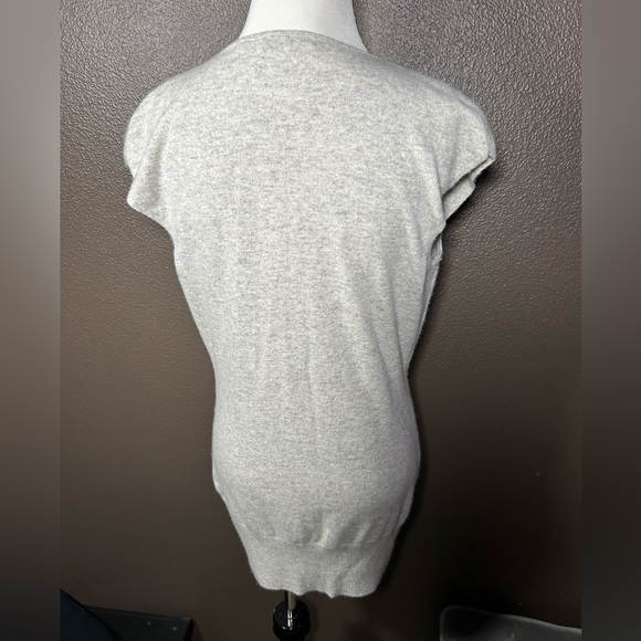 Soft and Sexy, VINCE, cashmere, low cut tunic!! - Picture 3 of 9